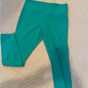 Athleta Salutation Stash Leggings